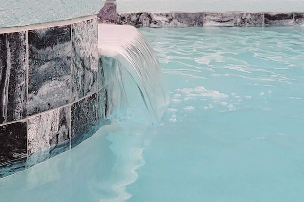 Spa Waterfall into Pool Oct 23