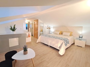 3 soverom, strykejern/-brett, reiseseng for barn og wi-fi (inkludert)