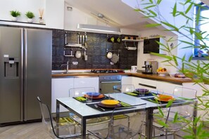 Fridge, microwave, oven, stovetop