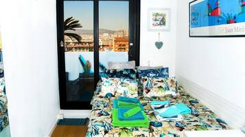 1 bedroom, in-room safe, desk, iron/ironing board