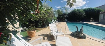 La Salvetat Saint Gilles: House / Villa - LA SALVETAT ST GILLES