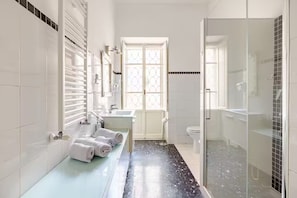 Shower, bidet
