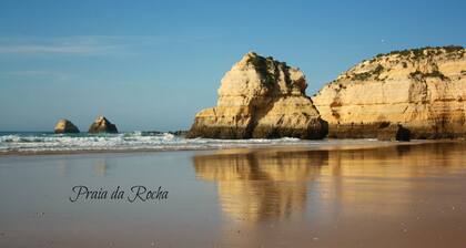 Praia da Rocha: BEACH IN 1st line