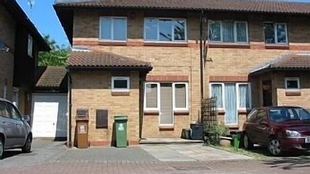 Exterior - Holiday Home in Leafy Location convenient for Central London and Kent.  (London)