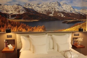 1 bedroom, in-room safe, iron/ironing board, WiFi