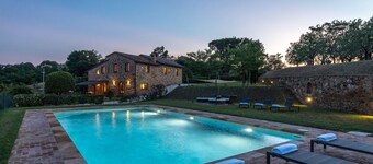 Bossoncina 8+1, Emma Villas