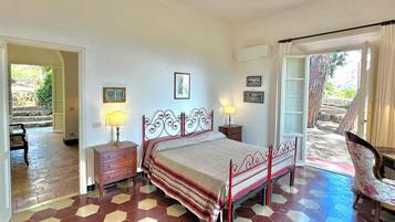 7 Schlafzimmer, Bügeleisen/Bügelbrett, Reisekinderbett, kostenloses WLAN