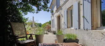 Pretty Charentaise villa with enclosed garden, private heated pool, sleeps 8 + 2