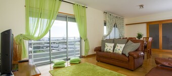 Family Holiday Home with 3 Bedroom, Downtown, Seaview