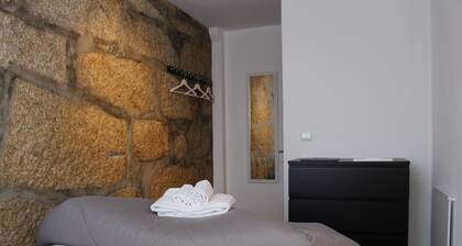 Casa São Dinis, à Porto, dispose d'un excellent emplacement, design et confort.