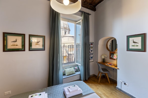 1 bedroom, iron/ironing board, Internet, bed sheets