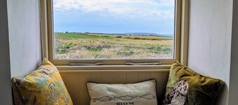 Vakker hytte på Cliff Top med fantastisk havutsikt