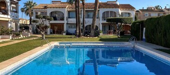 Apartment at Las Marinas, Denia, Salt Water Pool, 2 Mins Walk To Sandy Beaches