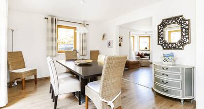 Chalet Struber - Villa 3 chambres de luxe dans le centre de Zell