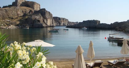 Highly Specified Luxury 6 Bedroom Villa, Individually Furnished, Panoramic Views