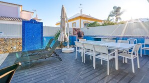 Outdoor dining - Wide luxurious villa with heated pool and jacuzzi (Albufeira)