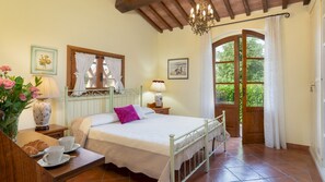 3 Schlafzimmer, Bügeleisen/Bügelbrett, kostenloses WLAN, Bettwäsche