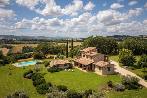 Exterior - Gorgeous Villa overlooking Todi (Todi)