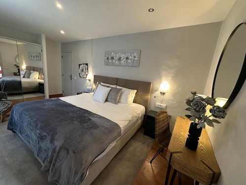 VILLA/ PRIVATE HEATED POOL; BBC; WI-FI; SAT:/CABLE TV; AirCon;GARDENS; PARKING.