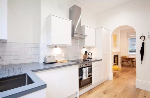Thoughtful Central London Apartment (Covent Garden) - BEAUTIFUL