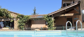 Property in Périgord Agenais, breathtaking view, swimming pool, SPA, Sauna.