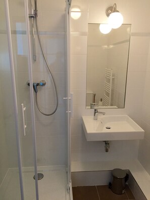 Shower, hair dryer, towels - Superb duplex apartment on the slopes of the ski resort of Valmorel (La Léchère)