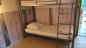 2 bedrooms, WiFi