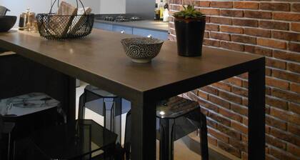 Appartement moderne proche des Champs Elysées et du palais des congrÚs