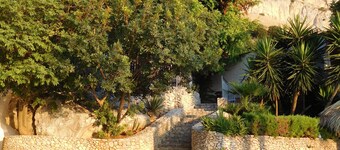 Villa between sea and mountain with private pool and sea view with private pool 