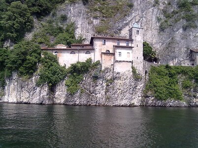 Holiday Apartment Anna, paradise for children, big garden, private parking space