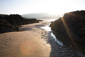 Beach nearby - The perfect Woolacombe Beach studio for couples and small families. (Woolacombe)
