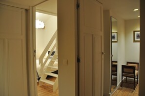 2 camere, una cassaforte in camera, insonorizzazione