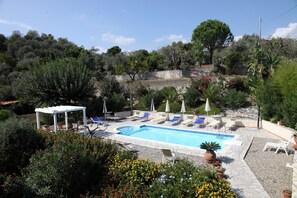 Pool - House / Villa - S teresa di riva (Santa Teresa di Riva)