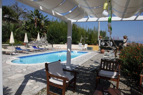 House / Villa - S teresa di riva