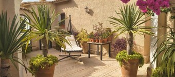 Tranquil cima de la montaña 2 dormitorios con piscina privada y impresionantes vistas al mar