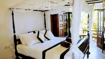 Ropa de cama de alta calidad y minibar 