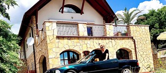 Lux Romslig 4 roms villa Amazing Lake Views, 4 bad, S / Pool ,, Spillerom