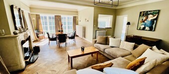 Centrally located villa with 4 bedrooms (10 beds), FREE WIFI!