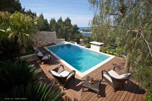 Outdoor pool, a heated pool