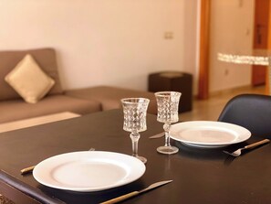 Interior - City center, air-conditioned apartment in secure residence with swimming pool. (Marrakech)