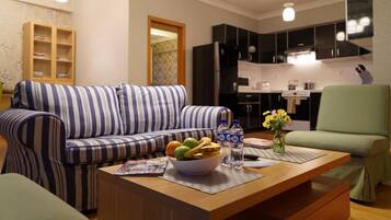 2-Bedroom Apartment | Room amenity