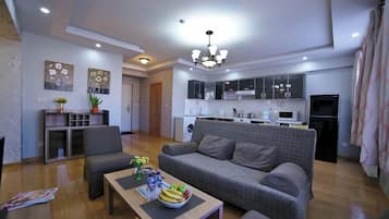 Appartement Duplex, 1 chambre | Coin séjour | Télévision LED