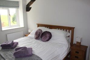 3 chambres, fer et planche à repasser, lit parapluie, Wi-Fi gratuit