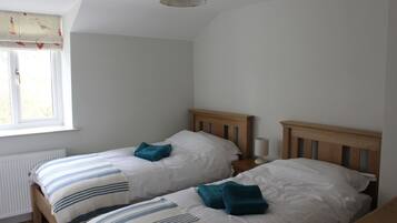 3 bedrooms, iron/ironing board, travel crib, free WiFi