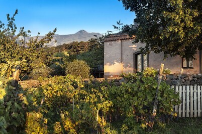 Country House en Milo con 3 habitaciones, capacidad 8