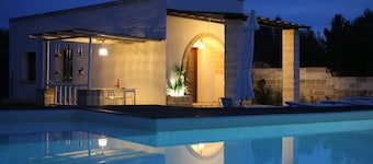 CASA CON JARDÍN Y PISCINA DE USO EXCLUSIVO EN SALENTO, OTRANTO, LECCE