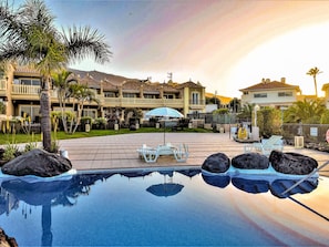 Pool - Apartment in residential with pool (Puerto de la Cruz)