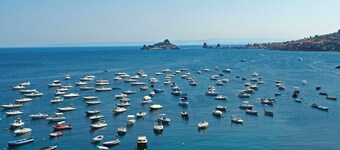 Apartment en Aci Trezza con 1 habitaciones, capacidad 2