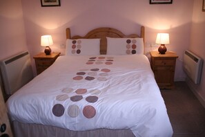 3 soverom, strykejern/-brett, wi-fi og sengetøy