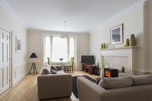 Smart TV, fireplace, video games, DVD player